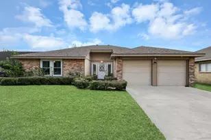 2519 Colonial Ridge Dr, Friendswood, TX 77546 - Photo 1