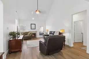 5011 Sienna Heights Ln, Pasadena, TX 77505 - Photo 10