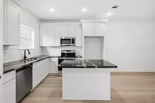 307 Bolden St C/D St, Houston, TX 77029 - Photo 8