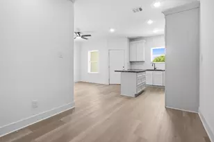 307 Bolden St C/D St, Houston, TX 77029 - Photo 14