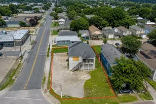 1806 S Sgt Macario Garcia Dr, Houston, TX 77011 - Photo 1