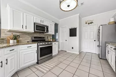 14011 Fairwood Springs Court, Cypress, TX 77429 - Photo 6