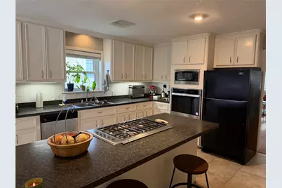 1121 Columbia Street, Houston, TX 77008 - Photo 4