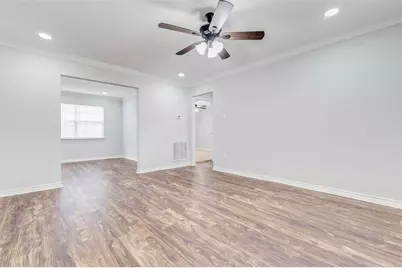 12445 Parkey Lane, Houston, TX 77015 - Photo 10