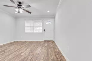 12445 Parkey Ln, Houston, TX 77015 - Photo 8