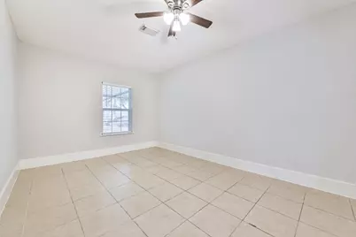 5855 Beldart Street, Houston, TX 77033 - Photo 12