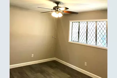 5470 Carew Street, Houston, TX 77096 - Photo 18