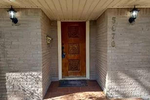 5470 Carew St, Houston, TX 77096 - Photo 2