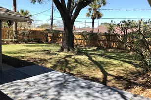 5470 Carew St, Houston, TX 77096 - Photo 20