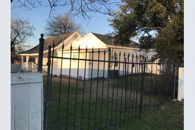 801 Gay Hill Street, Brenham, TX 77833 - Photo 18