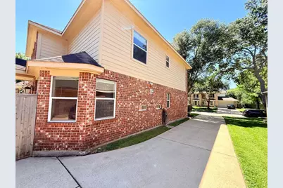 8406 Green Valley Drive, Sugar Land, TX 77479 - Photo 44