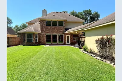 8406 Green Valley Drive, Sugar Land, TX 77479 - Photo 40