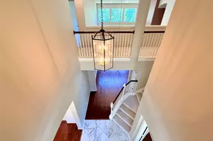 8406 Green Valley Dr, Sugar Land, TX 77479 - Photo 32