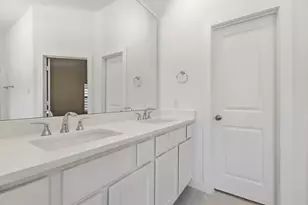 575 Cypress Vly Ave, Montgomery, TX 77316 - Photo 12