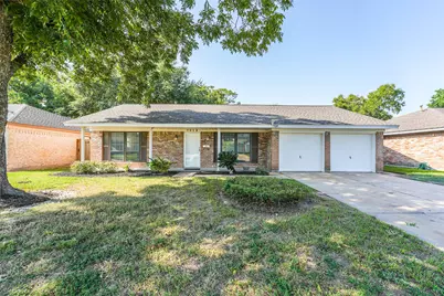 7015 Pine Vista Lane, Houston, TX 77092 - Photo 2