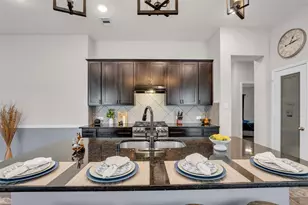 2930 Yaupon Grove Ln, Conroe, TX 77385 - Photo 6