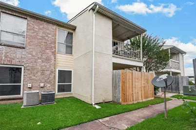 7600 Emmett F Lowry Expressway #313, Texas City, TX 77591 - Photo 28