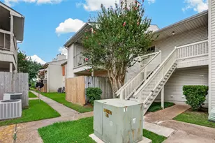7600 Emmett F Lowry Expressway, Texas City, TX 77591 - Photo 26