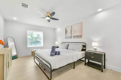 7103 Long Point Road #A, Houston, TX 77055 - Photo 10
