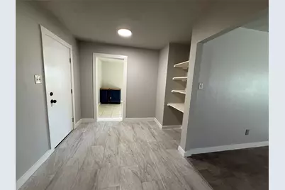 5402 Flamingo Drive, Houston, TX 77033 - Photo 26