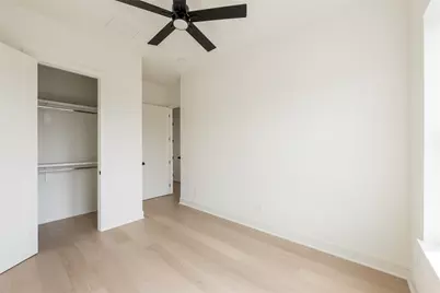 1122 E 27th St #B, Houston, TX 77009 - Photo 36
