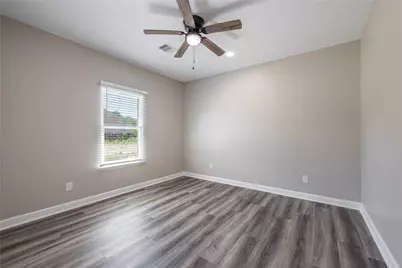 8310 Swiftwater Lane, Houston, TX 77075 - Photo 34