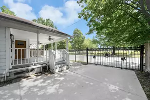 311 N Milby St, Houston, TX 77003 - Photo 2