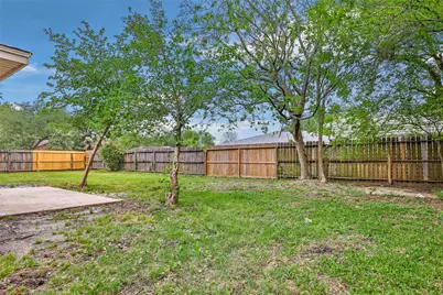 2403 Heather Street, Highlands, TX 77562 - Photo 28