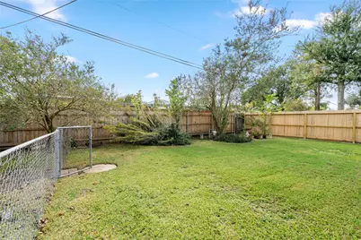 8607 Norton Drive, Houston, TX 77080 - Photo 22