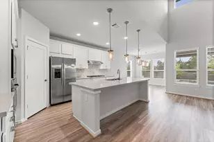 7 Hyacinth Blossom Ct, Tomball, TX 77375 - Photo 10