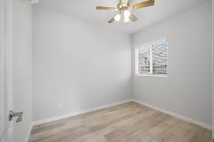 7 Hyacinth Blossom Ct, Tomball, TX 77375 - Photo 42