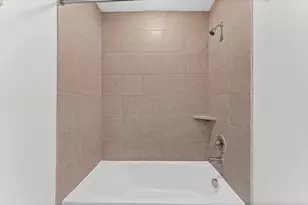 7 Hyacinth Blossom Ct, Tomball, TX 77375 - Photo 34