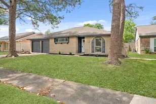 16114 Reseda Cir, Houston, TX 77062 - Photo 1