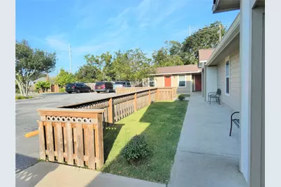 507 Houston Street #4, Rosenberg, TX 77471 - Photo 4