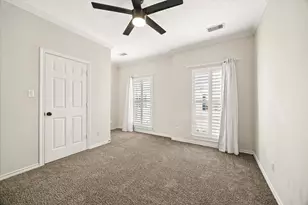 1933 Woodbury St, Houston, TX 77030 - Photo 36