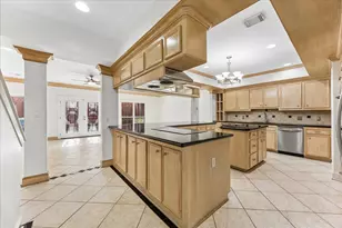 251 Malone St, Houston, TX 77007 - Photo 12