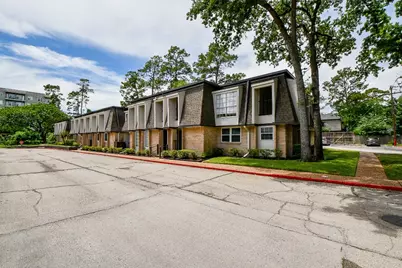 12633 Memorial Drive #114, Houston, TX 77024 - Photo 4