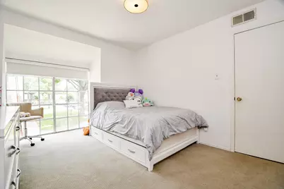 12633 Memorial Drive #114, Houston, TX 77024 - Photo 28