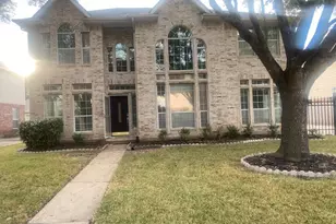 3110 Aspen Hollow Ln, Sugar Land, TX 77479 - Photo 2