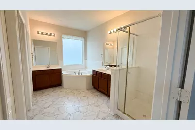 2338 Beacon Brook Lane, Katy, TX 77449 - Photo 12
