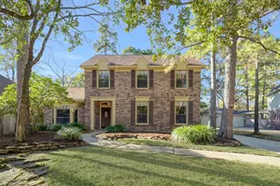 23 Heathstone Pl, The Woodlands, TX 77381 - Photo 2