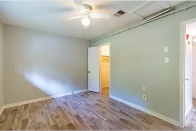 7621 Gleason Road, Houston, TX 77016 - Photo 12