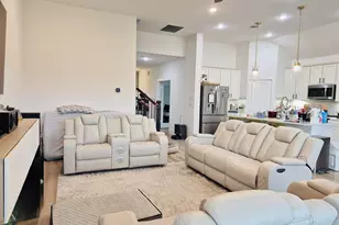 2002 Flatland Dr, Rosenberg, TX 77471 - Photo 2