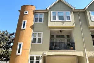 1128 W 26th St, Houston, TX 77008 - Photo 1