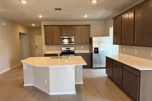 1715 San Jacinto, Brenham, TX 77833 - Photo 2