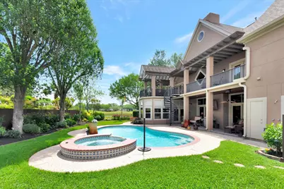 3806 Canyon Bluff Court, Houston, TX 77059 - Photo 10