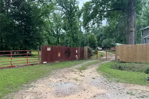 12099 Lakeside Dr, Conroe, TX 77303 - Photo 16
