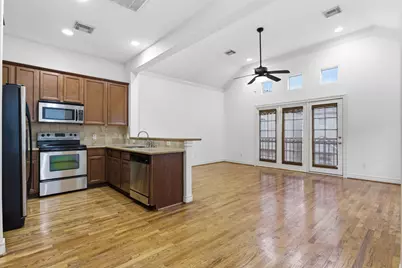 1303 Sherwood Point Lane, Houston, TX 77043 - Photo 8