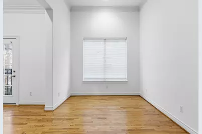 1303 Sherwood Point Lane, Houston, TX 77043 - Photo 26