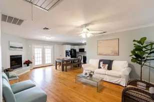 16721 Edward Teach Rd, Galveston, TX 77554 - Photo 4